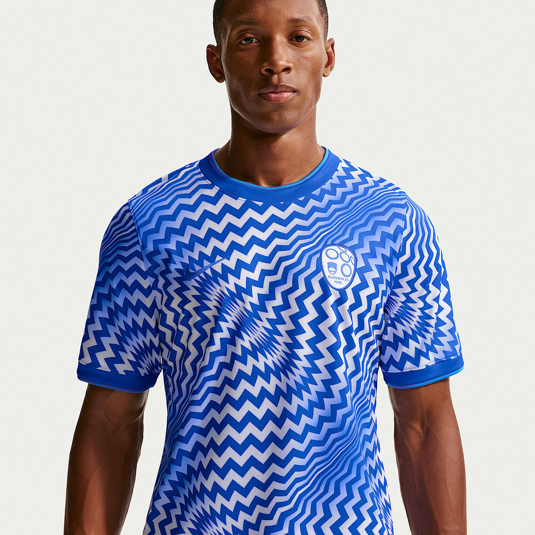 Slovenia Men's Nike Dri-FIT Soccer Pre-Match Short-Sleeve Top